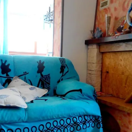 House With 2 Bedrooms In With Furnished Balcony 2 Km From The Beach 度假居